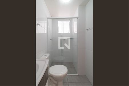 Banheiro de apartamento para alugar com 1 quarto, 50m² em São José, Porto Alegre
