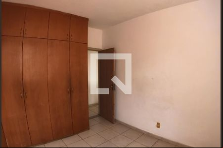Quarto 1 de apartamento para alugar com 2 quartos, 59m² em Floramar, Belo Horizonte