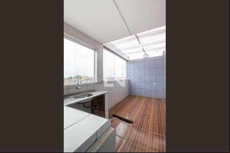 Cozinha e Área de Serviço de casa para alugar com 1 quarto, 60m² em Santa Maria, Osasco