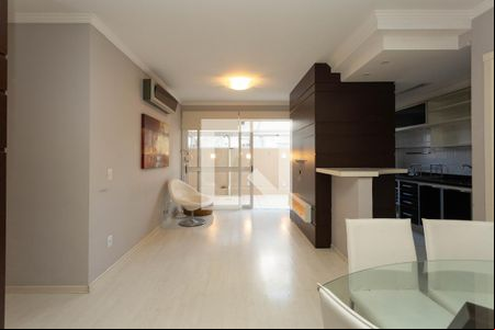 Sala de apartamento à venda com 1 quarto, 80m² em Bela Vista, Porto Alegre