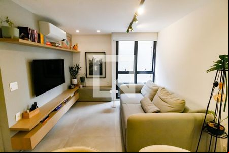 Sala de casa de condomínio à venda com 2 quartos, 112m² em Real Parque, São Paulo