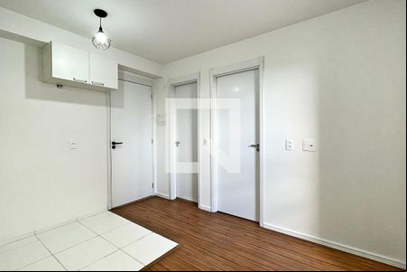 Sala de apartamento para alugar com 1 quarto, 27m² em Vila das Bandeiras, Guarulhos
