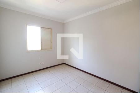 Quarto 2 de apartamento para alugar com 3 quartos, 96m² em Centro, Uberlândia