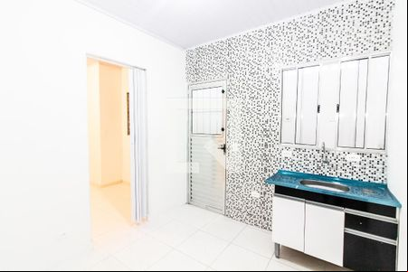 Cozinha de casa para alugar com 1 quarto, 100m² em Rio Pequeno, São Paulo