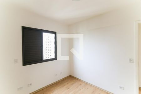 Quarto 1 de apartamento à venda com 2 quartos, 68m² em Jardim Maria Rosa, Taboão da Serra