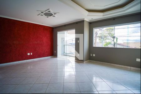 Sala de casa para alugar com 3 quartos, 220m² em Jardim das Estrelas, Sorocaba