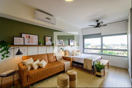 Sala/Quarto de kitnet/studio à venda com 0 quarto, 35m² em Teresópolis, Porto Alegre