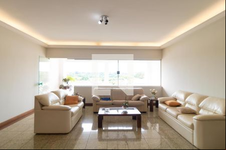 Salas de casa à venda com 4 quartos, 540m² em Vila Brandina, Campinas