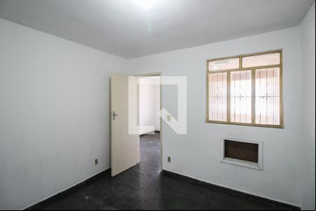 Quarto 1 de apartamento para alugar com 2 quartos, 70m² em Vila Emil, Mesquita