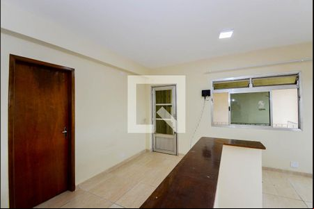 Sala de casa para alugar com 1 quarto, 38m² em Jardim Palmira, Guarulhos
