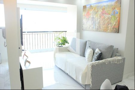 Sala de apartamento à venda com 2 quartos, 61m² em Jardim Bom Clima, Guarulhos