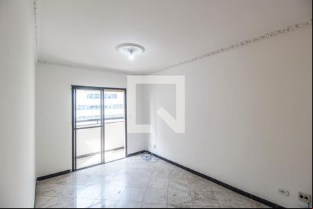 Sala de TV de apartamento para alugar com 3 quartos, 91m² em Empresarial 18 do Forte, Barueri