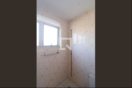 Banheiro de kitnet/studio à venda com 1 quarto, 62m² em Centro, São Leopoldo