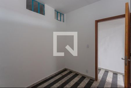 Quarto 1 de apartamento para alugar com 2 quartos, 45m² em Lagoinha, Belo Horizonte