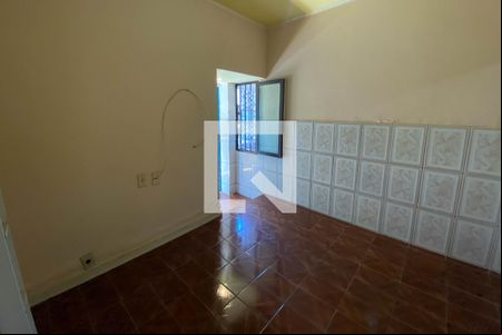 Sala de casa para alugar com 2 quartos, 90m² em Parque Fluminense, Duque de Caxias