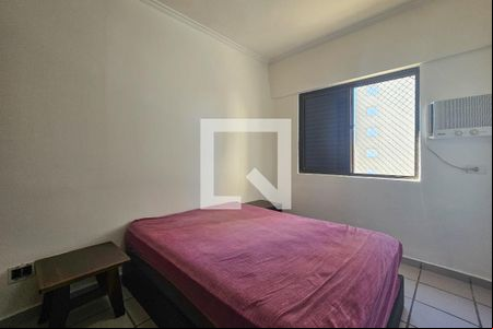 Quarto 1 de apartamento para alugar com 3 quartos, 85m² em Parque Enseada, Guarujá