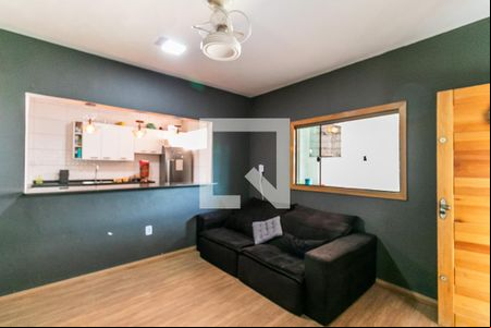 Sala de casa à venda com 3 quartos, 150m² em Céu Azul, Belo Horizonte
