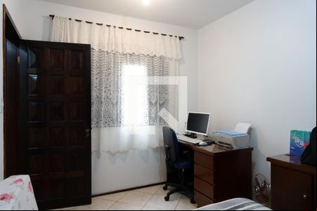 Quarto 1 de casa para alugar com 3 quartos, 190m² em Jardim do Estádio, Santo André