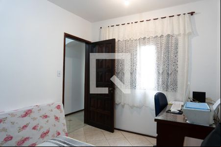 Quarto 1 de casa para alugar com 3 quartos, 190m² em Jardim do Estádio, Santo André