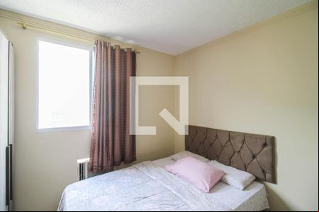 Quarto 1 de apartamento para alugar com 2 quartos, 45m² em Jardim Jasmim, Nova Iguaçu