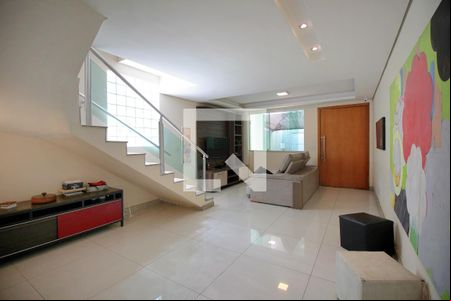 Sala de casa à venda com 3 quartos, 184m² em Nova Vista, Belo Horizonte
