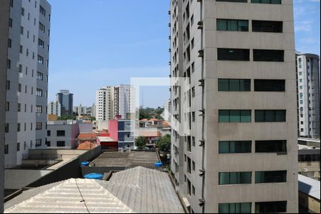 Vista da sacada de apartamento para alugar com 2 quartos, 37m² em Lapa, São Paulo