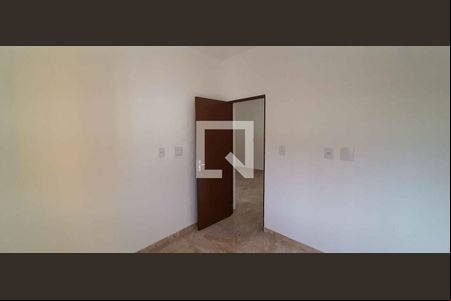 Quarto de casa para alugar com 1 quarto, 50m² em Jaguaribe, Osasco