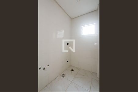 Banheiro social de casa para alugar com 4 quartos, 630m² em Jardim Floresta, Porto Alegre