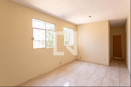 Sala de apartamento à venda com 3 quartos, 76m² em São João Batista, Belo Horizonte