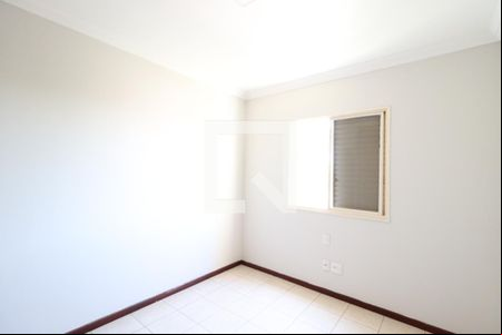 Quarto 2 de apartamento para alugar com 3 quartos, 100m² em Centro, Uberlândia