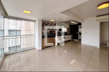 Sala de apartamento para alugar com 3 quartos, 110m² em Vila Olímpia, São Paulo
