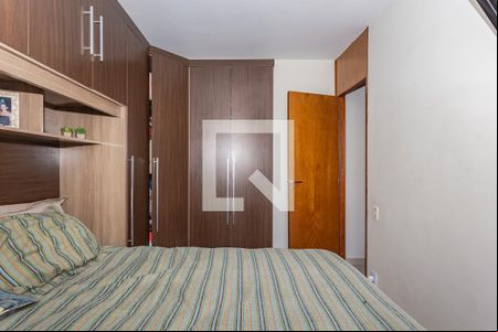 Quarto 1 de apartamento para alugar com 2 quartos, 53m² em Parque Bristol, São Paulo