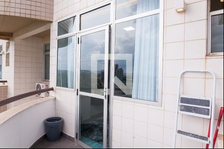 Varanda da Sala de apartamento para alugar com 1 quarto, 40m² em Vale do Sereno, Nova Lima