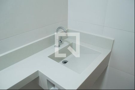 Banheiro de kitnet/studio à venda com 1 quarto, 25m² em Jardim Paraíso, São Paulo