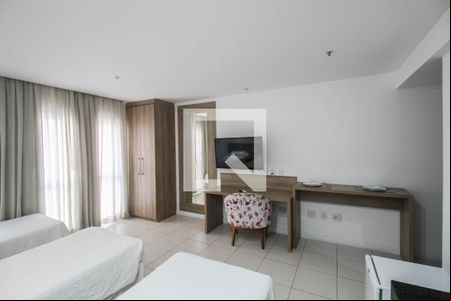 Quarto de kitnet/studio para alugar com 1 quarto, 30m² em Centro, Nova Iguaçu