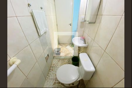 Banheiro da Suíte de casa para alugar com 3 quartos, 78m² em Cidade Nova, Salvador