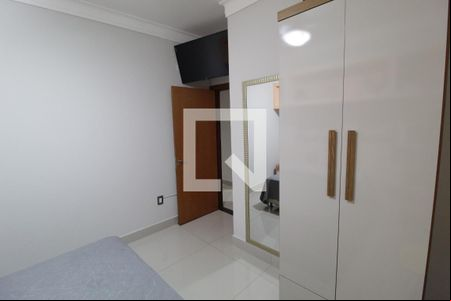 Quarto 1 de casa para alugar com 3 quartos, 250m² em Jardim Inconfidência, Uberlândia