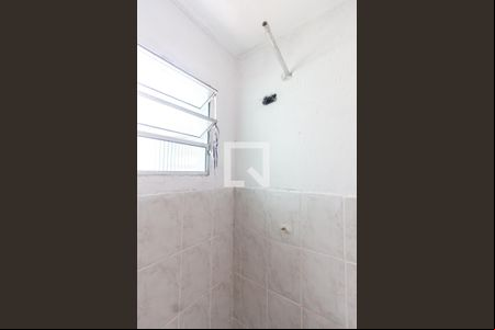 Banheiro de casa de condomínio para alugar com 1 quarto, 50m² em Casa Verde Alta, São Paulo