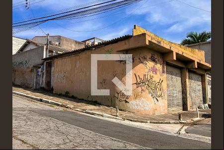 Fachada de casa à venda com 2 quartos, 300m² em Vila Primavera, São Paulo