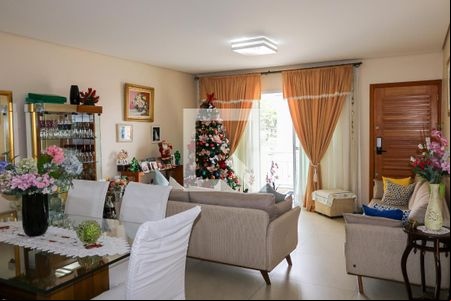 Sala de casa à venda com 4 quartos, 430m² em Osvaldo Cruz, São Caetano do Sul