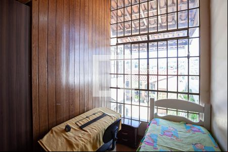 Quarto 1 de casa à venda com 4 quartos, 350m² em Ouro Preto, Belo Horizonte
