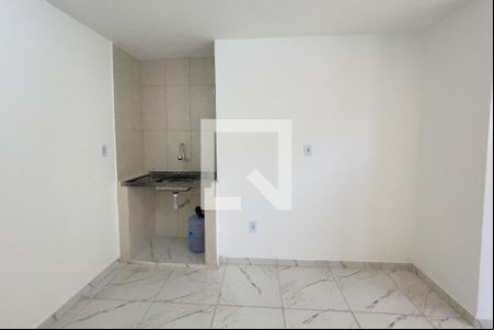 Sala de casa para alugar com 1 quarto, 20m² em Parque Paulicéia, Duque de Caxias