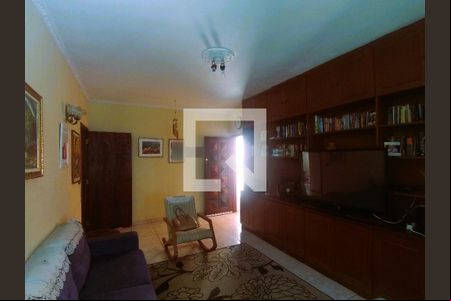 Sala  de casa à venda com 5 quartos, 170m² em Jardim Santa Mena, Guarulhos