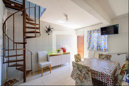 Sala 1 de casa à venda com 2 quartos, 125m² em Hípica, Porto Alegre