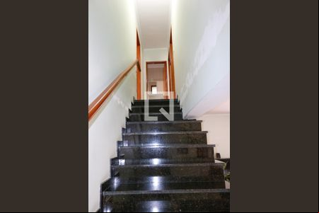 Escada para Quartos de casa à venda com 3 quartos, 194m² em Oswaldo Cruz, São Caetano do Sul