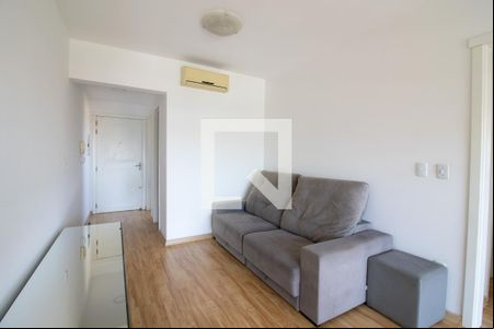 Sala de apartamento para alugar com 3 quartos, 80m² em Chácara das Pedras, Porto Alegre