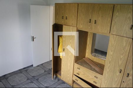 Quarto 1 de apartamento para alugar com 2 quartos, 70m² em Vila Liviero, São Paulo