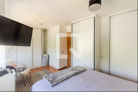 Suíte 1 de casa para alugar com 3 quartos, 200m² em Jardim Novo Mundo, São Paulo