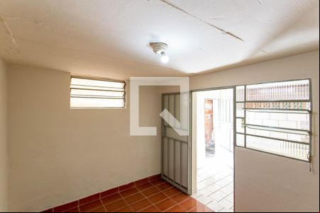 Sala de kitnet/studio para alugar com 1 quarto, 50m² em Urca, Belo Horizonte