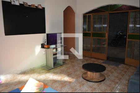 Sala de casa para alugar com 2 quartos, 180m² em Tropical, Contagem